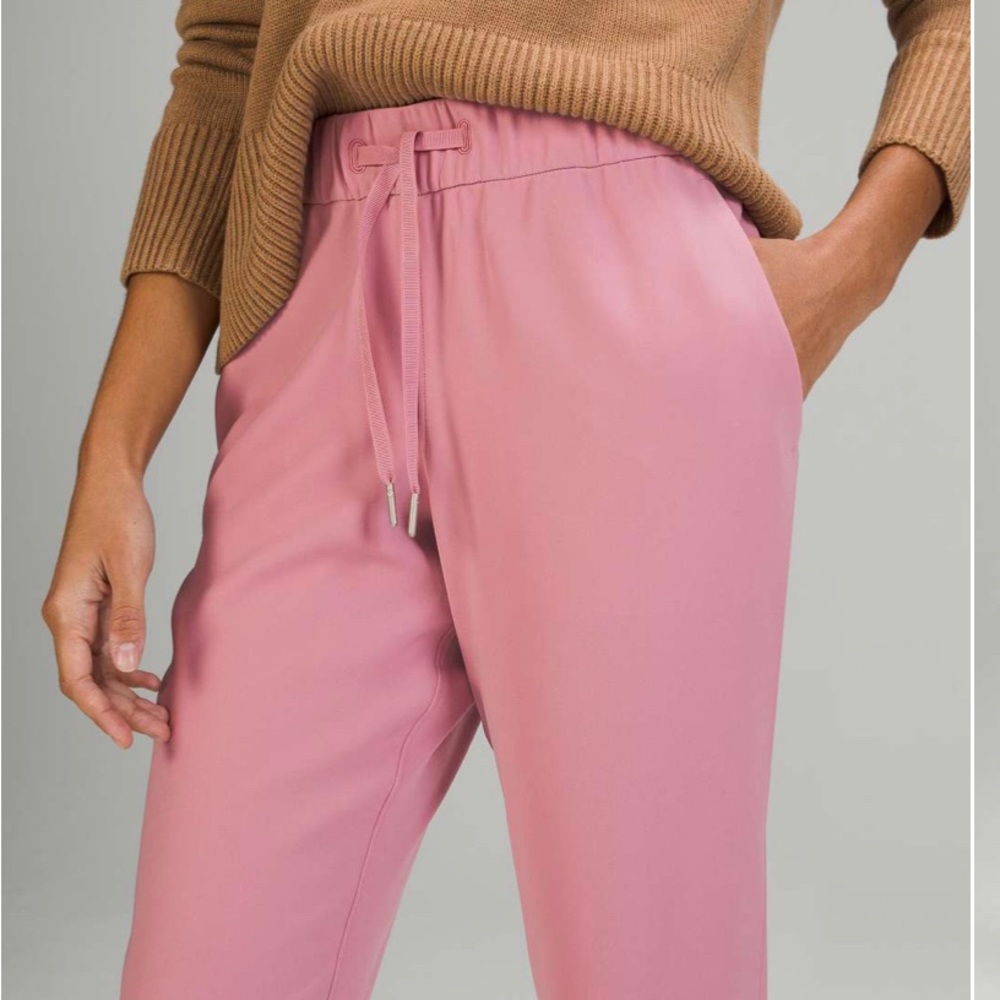 Lululemon On the Fly Mid-Rise Pant 27" *TravelWoven